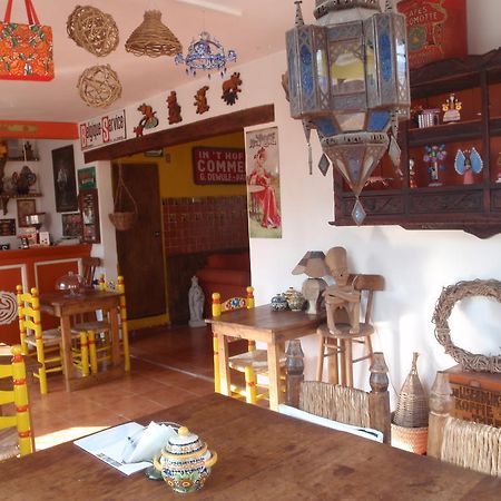 تشولولا Hostal El Cascabel المظهر الخارجي الصورة