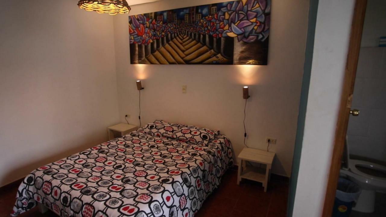 تشولولا Hostal El Cascabel المظهر الخارجي الصورة